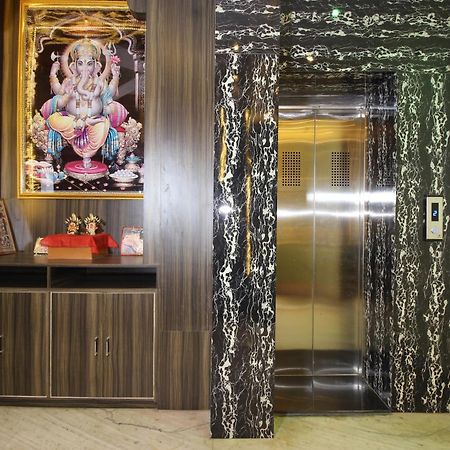 Hotel O Blue Diamond فاراناسي المظهر الخارجي الصورة