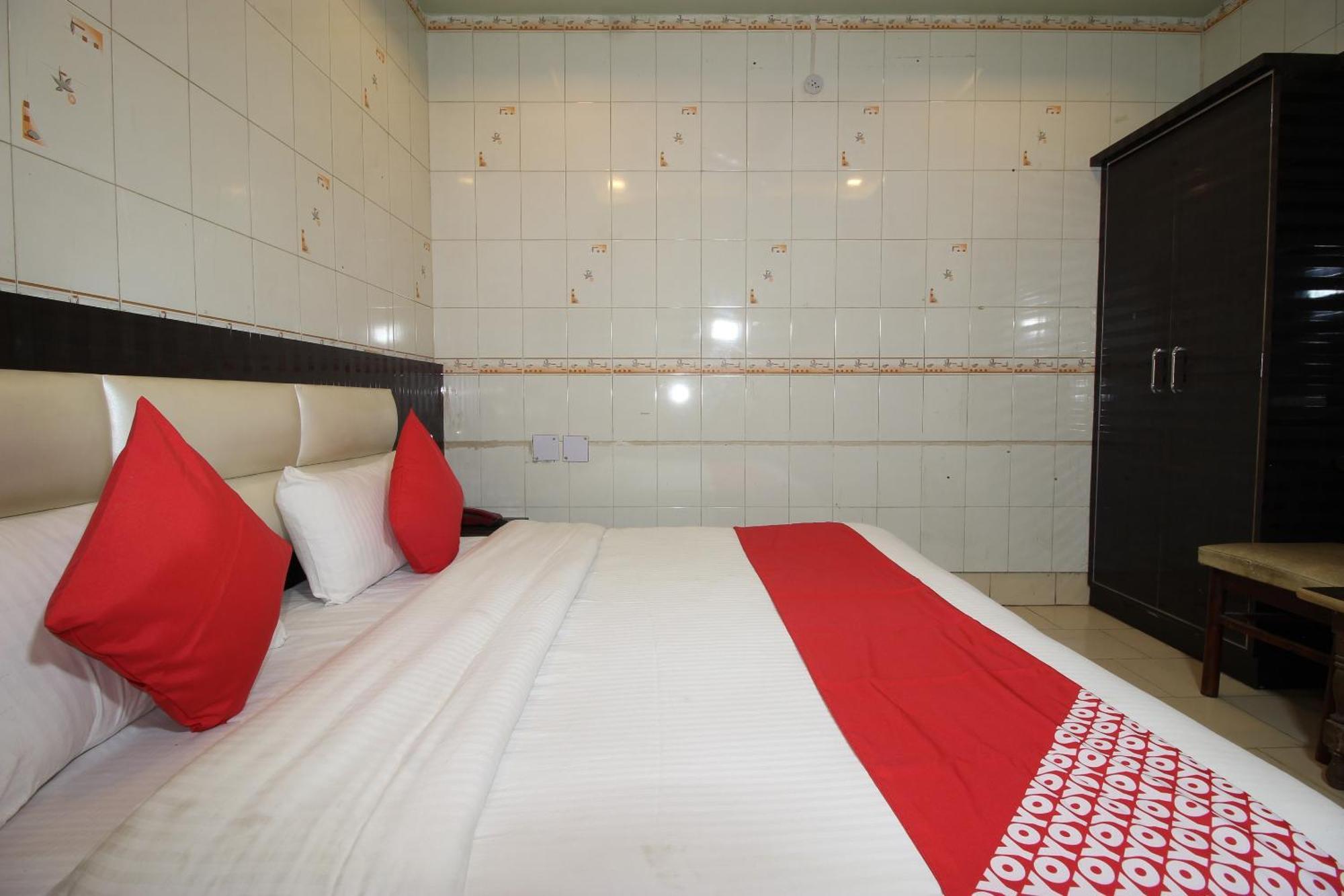 Hotel O Blue Diamond فاراناسي المظهر الخارجي الصورة