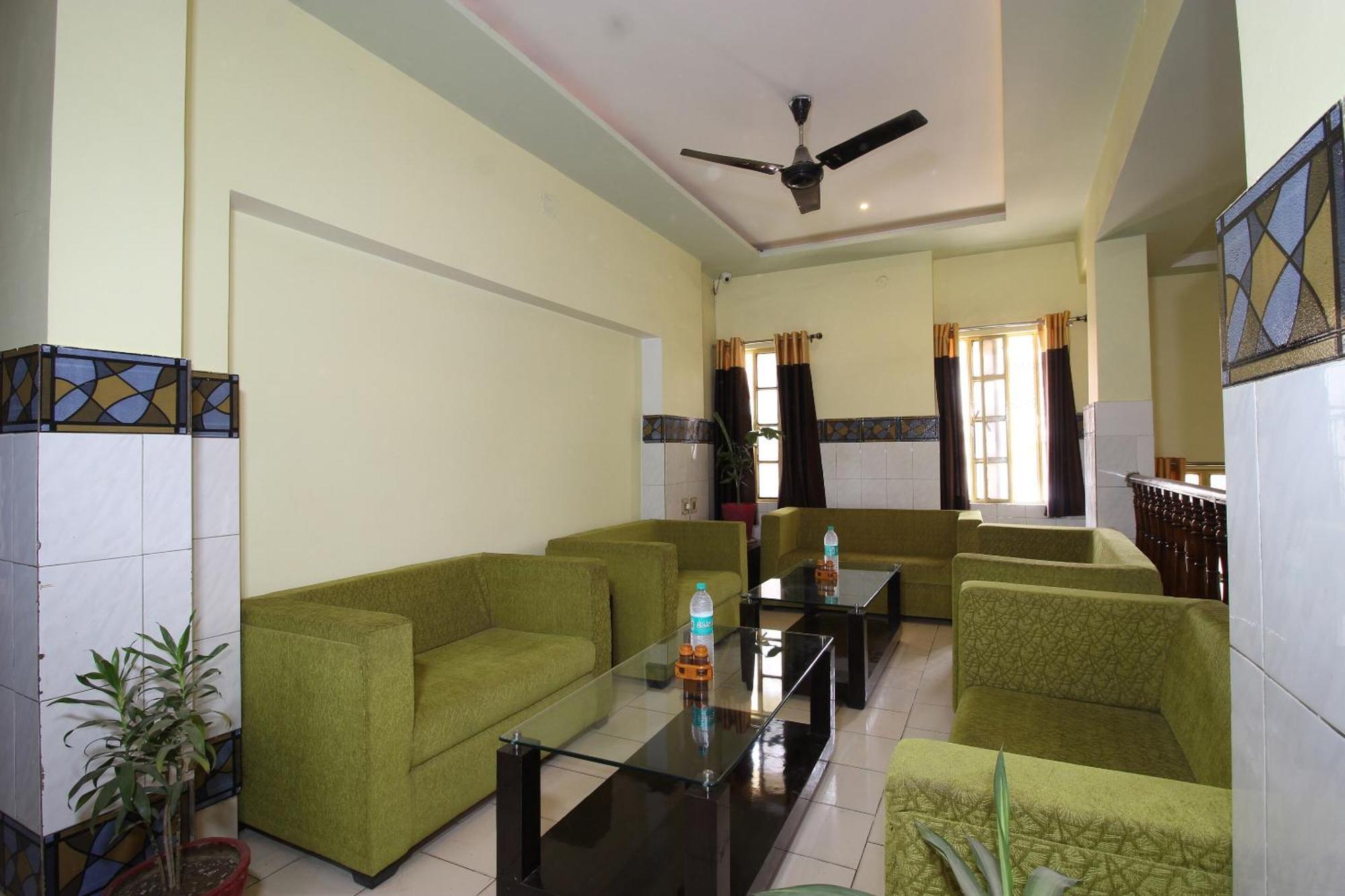 Hotel O Blue Diamond فاراناسي المظهر الخارجي الصورة