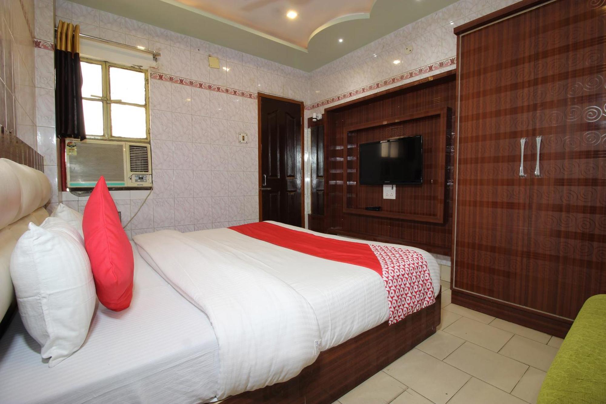 Hotel O Blue Diamond فاراناسي المظهر الخارجي الصورة