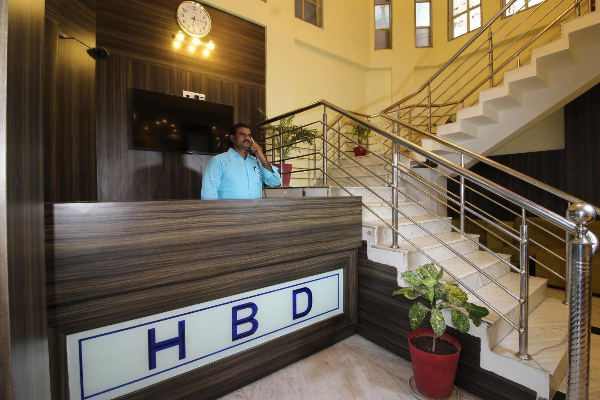 Hotel O Blue Diamond فاراناسي المظهر الخارجي الصورة